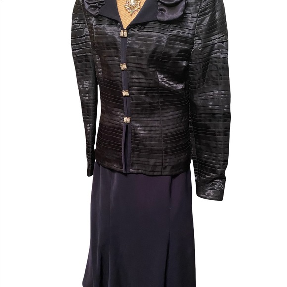 Tiffany Collection 2-Piece Skirt Set - Picture 2 of 3